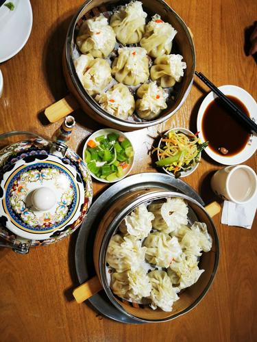 内蒙饮食特色美食_内蒙美食小吃